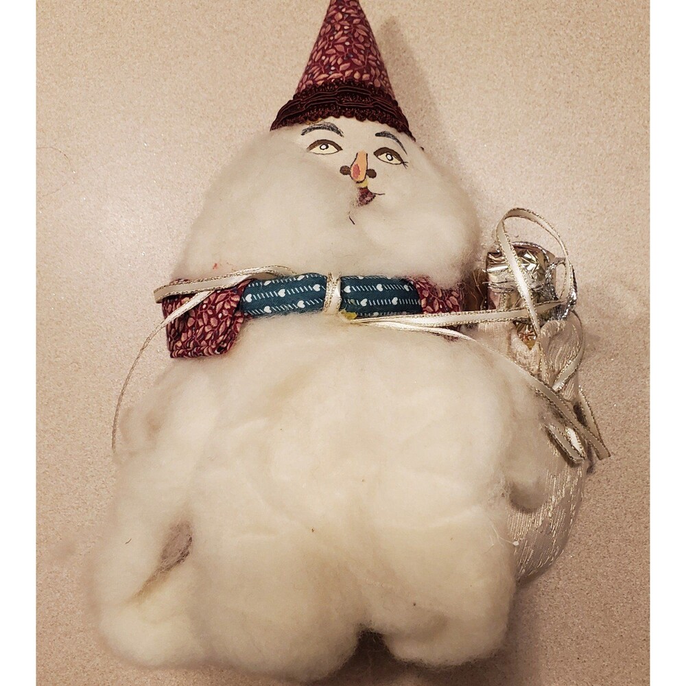 Handmade vintage Santa shelf sitter. Hand painted face.  Beautiful crafted.